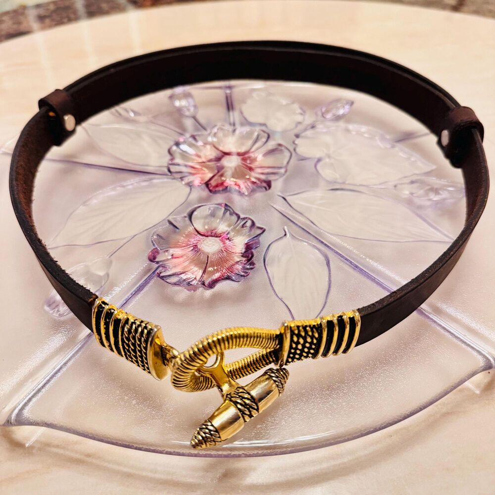 New VTG Women’s Brown Leather Adjustable Belt Ornate GoldTone Buckle USA Western